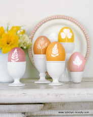 Окраска пасхальных яиц